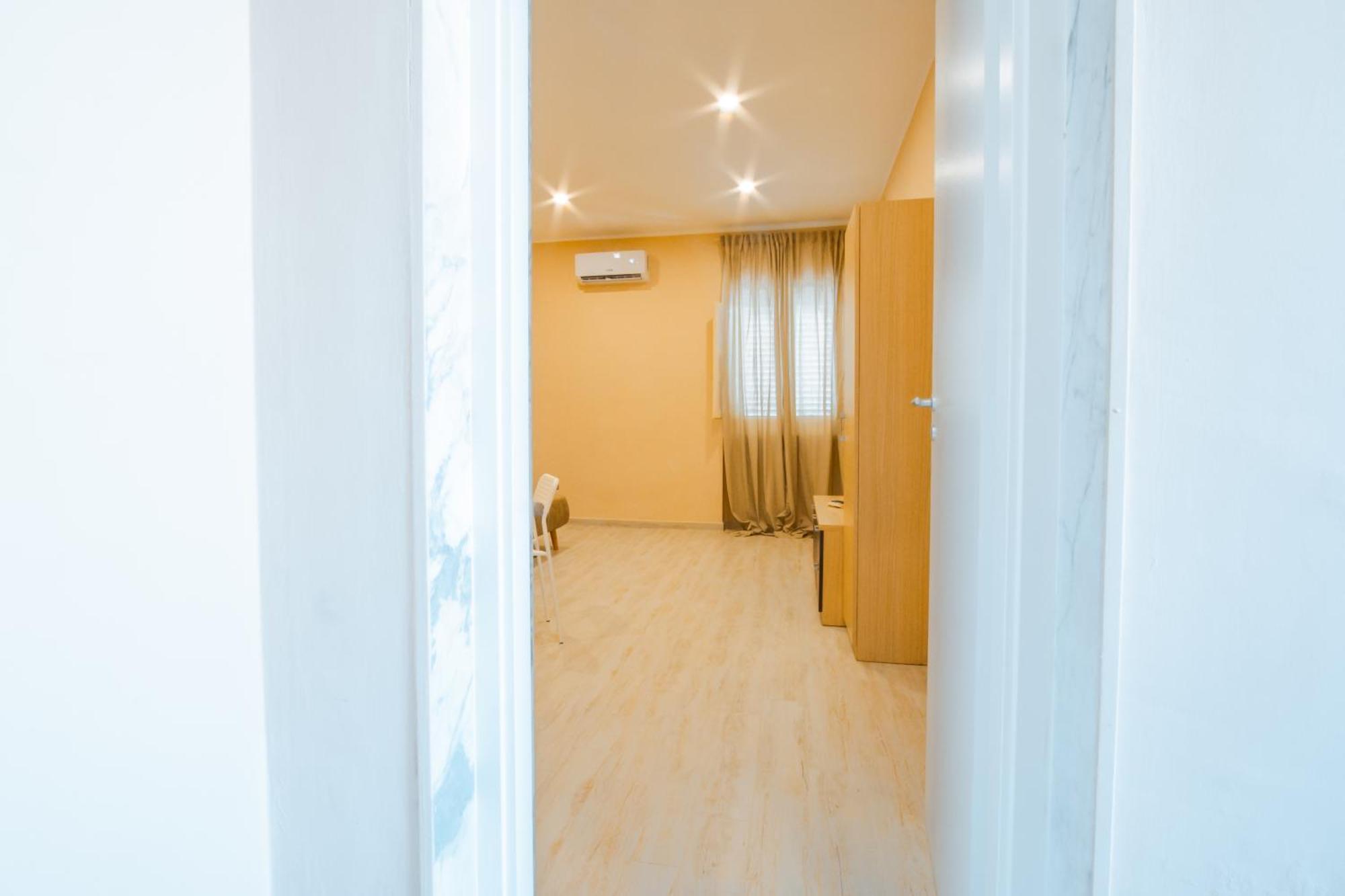Anemos Villa Bari Bagian luar foto